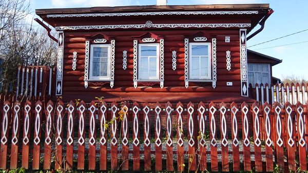 Деревянный дом 1908 года, сейчас здесь чайная Второе дыхание