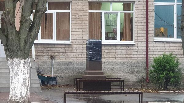 Демонтированный памятник барону Врангелю в Ростове-на-Дону