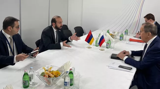 Встреча глав МИД России и Армении в Скопье. 30 ноября 2023