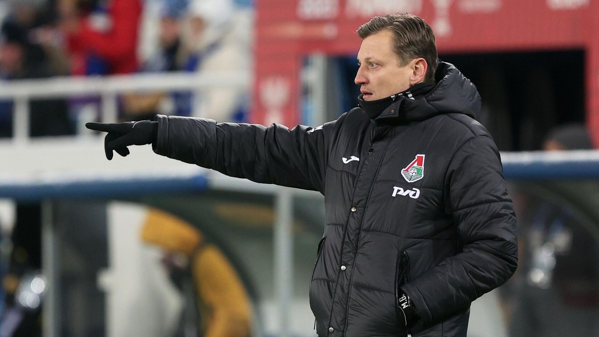 Главный тренер ФК Локомотив Михаил Галактионов Главный тренер ФК Локомотив Михаил Галактионов - РИА Новости, 1920, 18.10.2025