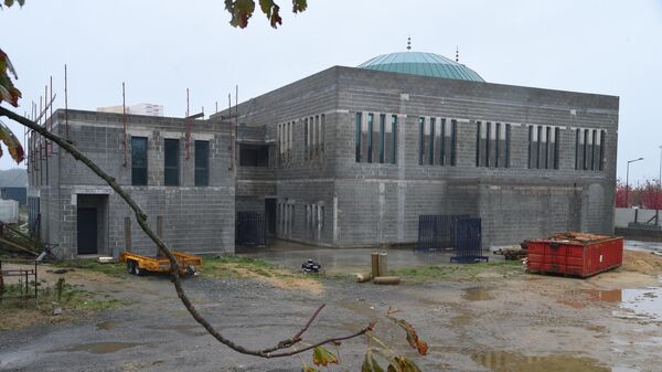 Строящаяся мечеть в городе Анжер во Франции