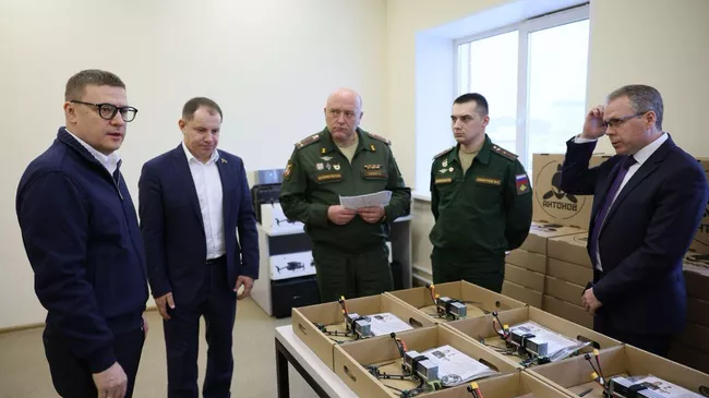 Алексей Текслер передал военнослужащим в зону СВО 100 боевых дронов