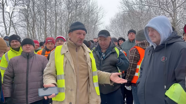 Украинские водители-дальнобойщики начавшие голодовку на границе с Польшей