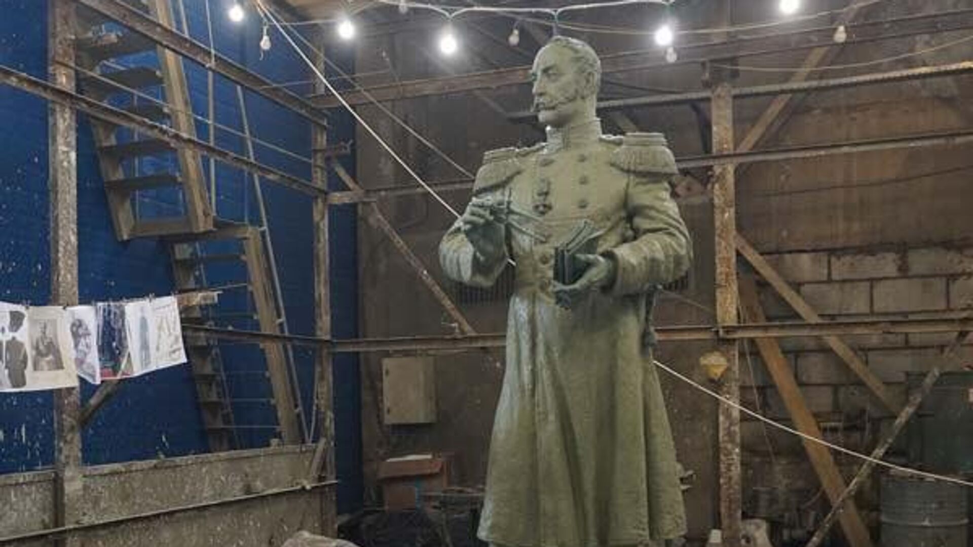 Памятник российскому императору Николаю I - РИА Новости, 1920, 03.12.2023