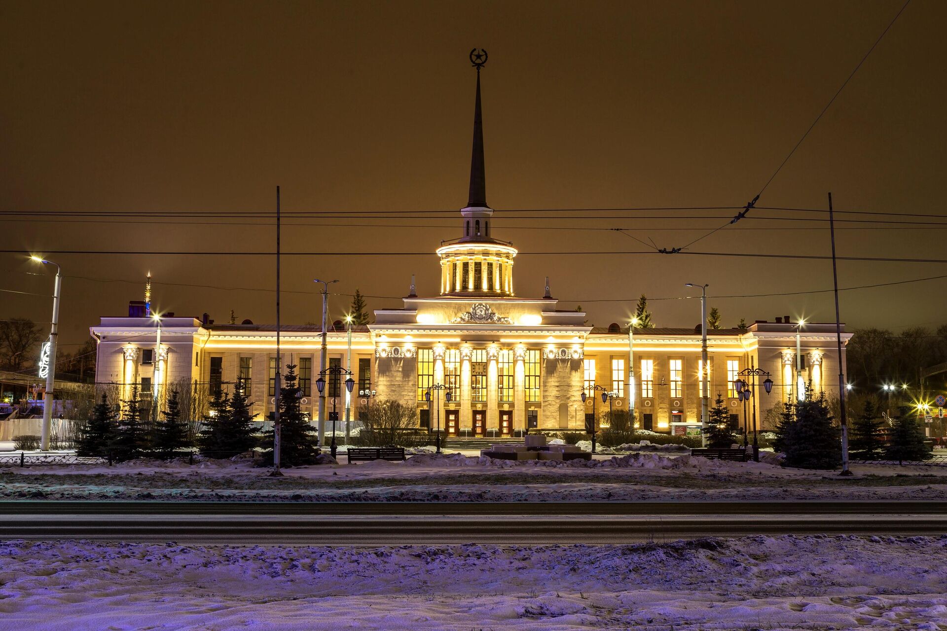 Здание железнодорожного вокзала в Петрозаводске - РИА Новости, 1920, 04.12.2023