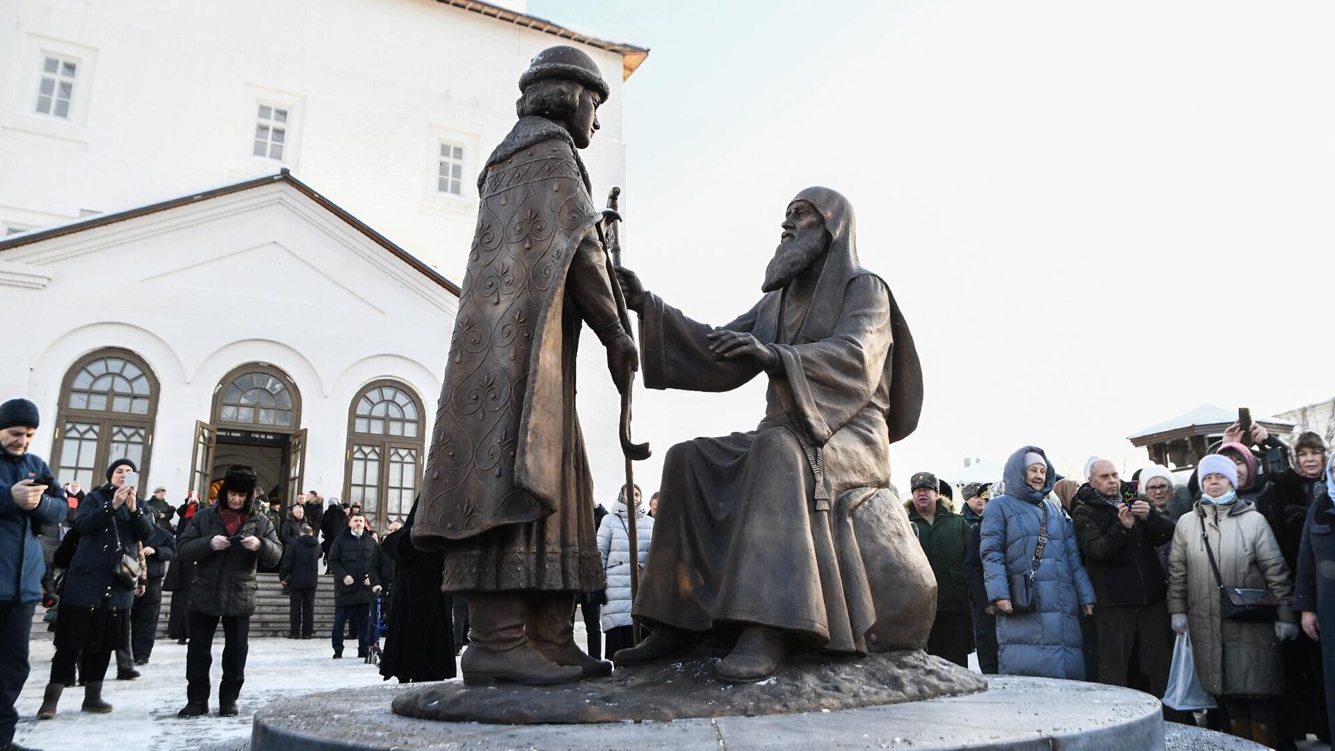 В Твери открыли памятник Михаилу Тверскому и святителю Симеону - РИА Новости, 1920, 05.12.2023