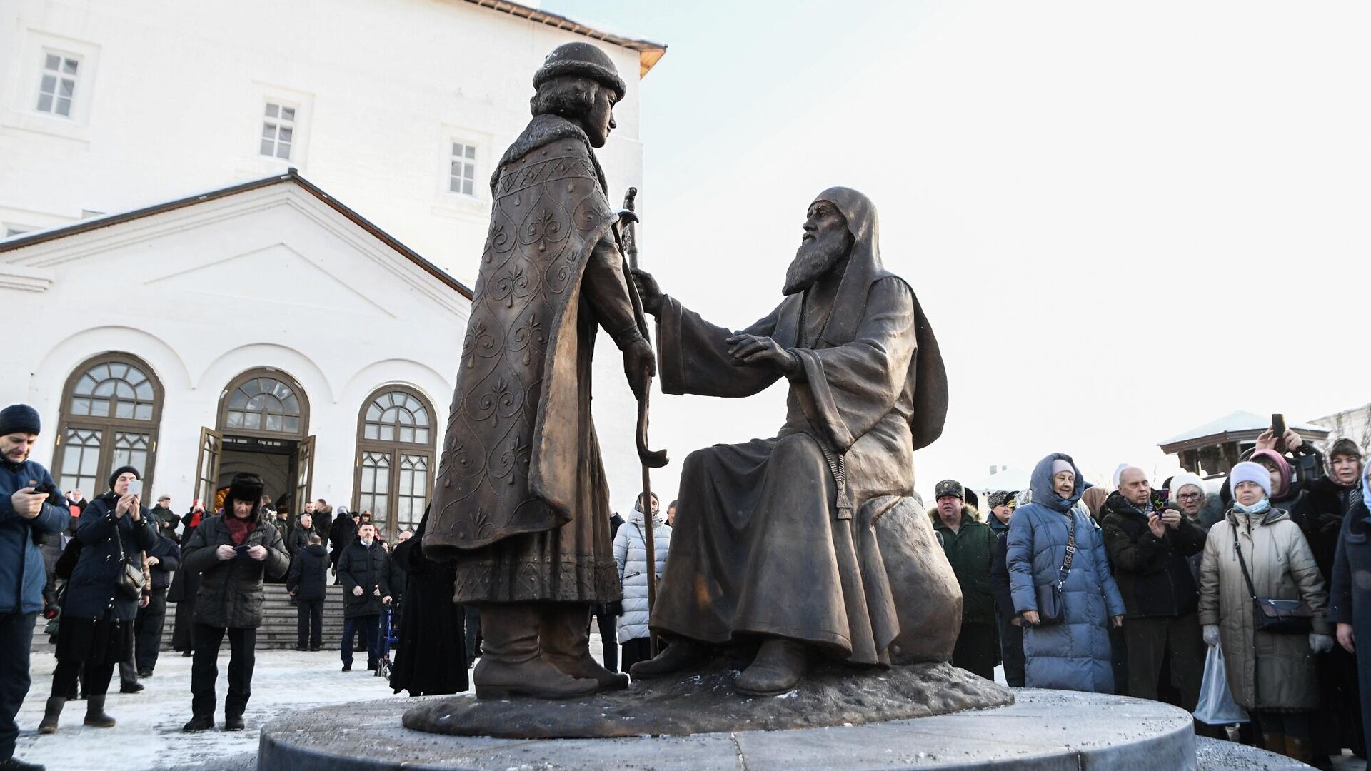 В Твери открыли памятник Михаилу Тверскому и святителю Симеону - РИА Новости, 1920, 05.12.2023