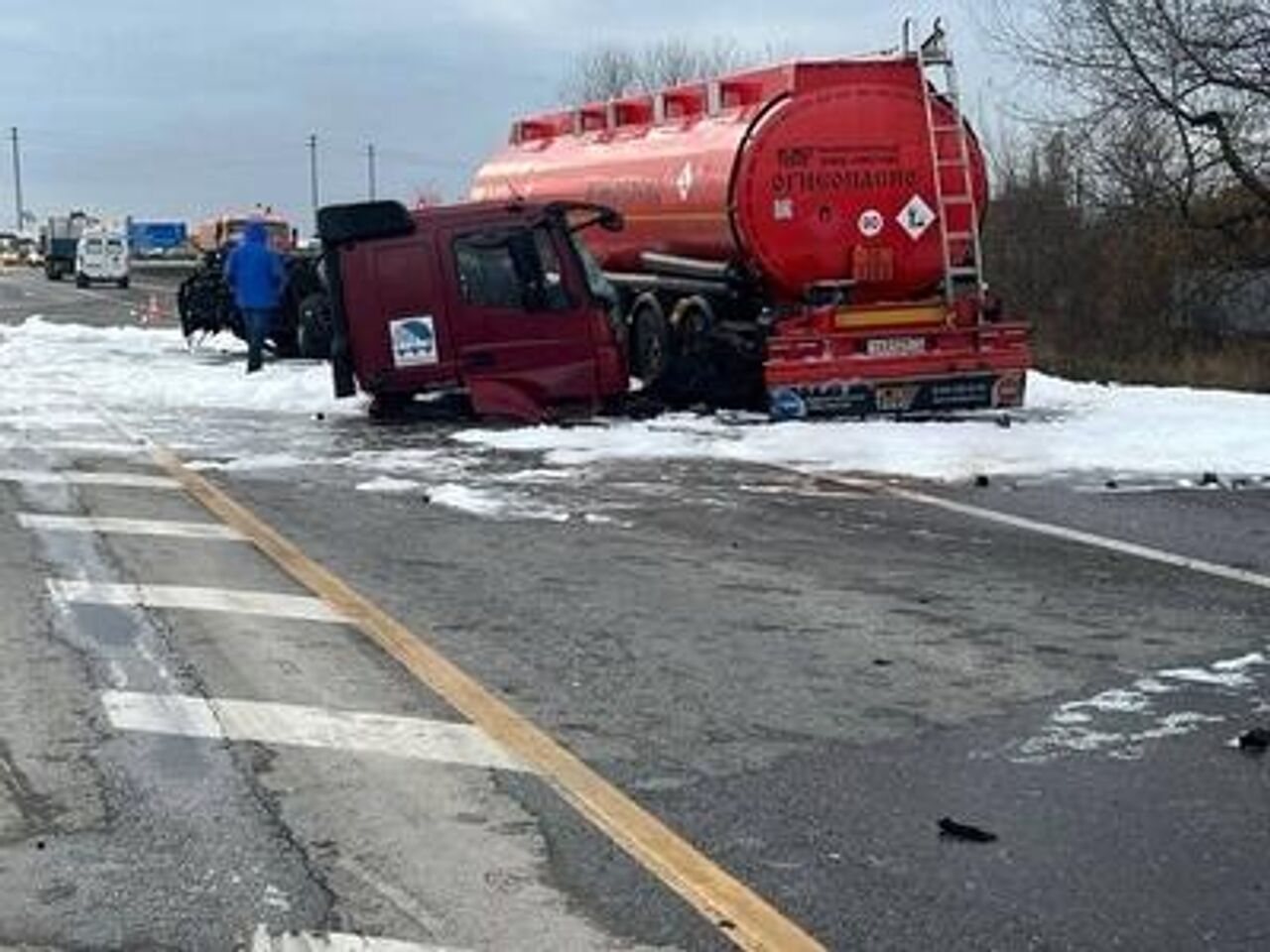 На Кубани завели дело после гибели людей в ДТП с маршруткой и бензовозом -  РИА Новости, 06.12.2023