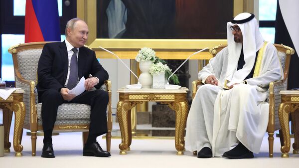 Президент России Владимир Путин и президент ОАЭ шейх Мухаммед бен Заид Аль Нахайян