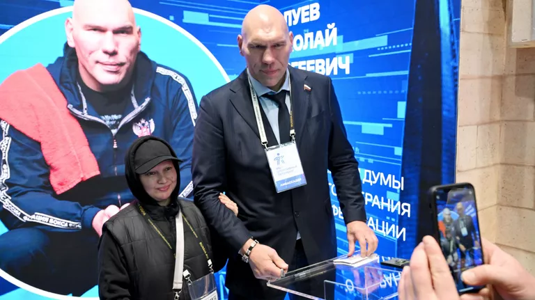 Встреча с Николаем Валуевым на Международной выставке-форуме Россия 
