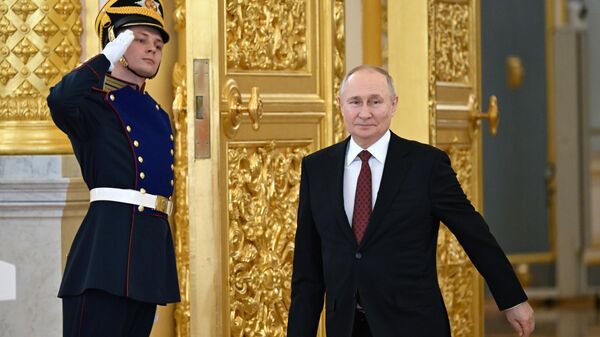  Президент РФ Владимир Путин в Александровском зале Большого Кремлевского дворца