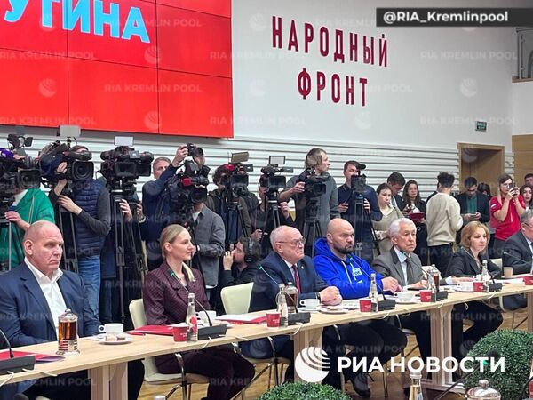 Инициативная группа по выдвижению Путина на выборы 2024 года начала работу Инициативная группа по выдвижению Путина на выборы 2024 года начала работу