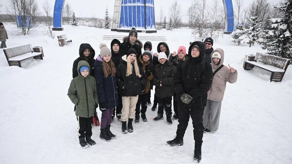 Участники программы Ямал-полуостров открытий стали ребята из подшефной Волновахи
