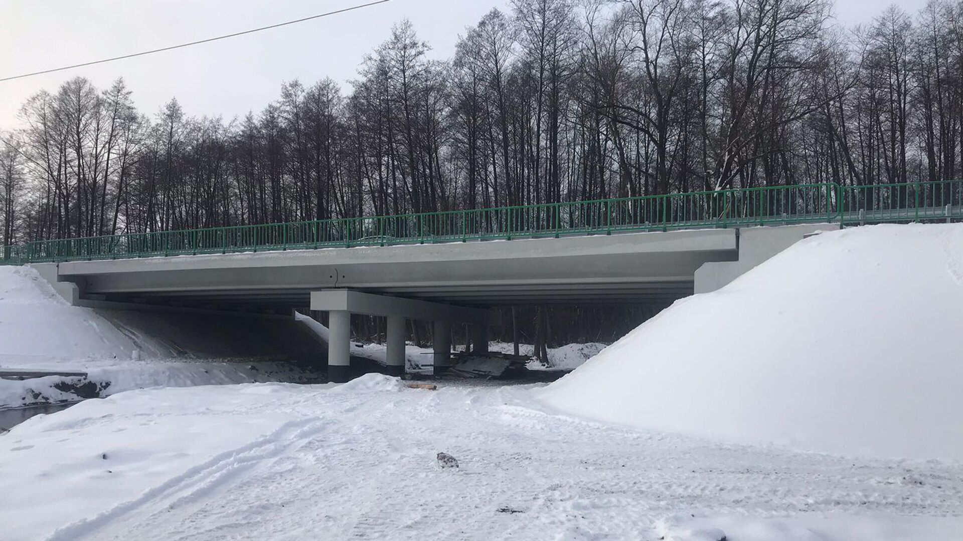 Мост через ручей Семеновский отремонтировали в Липецкой области - РИА Новости, 1920, 11.12.2023