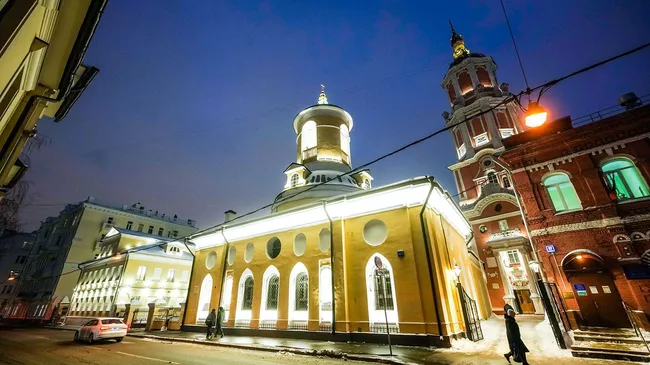 Храмовый комплекс в Басманном районе Москвы