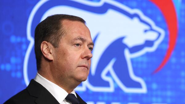 ЕР имеет все возможности для эффективной работы, заявил Медведев