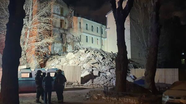 Последствия обрушения нежилого здания в Санкт-Петербурге