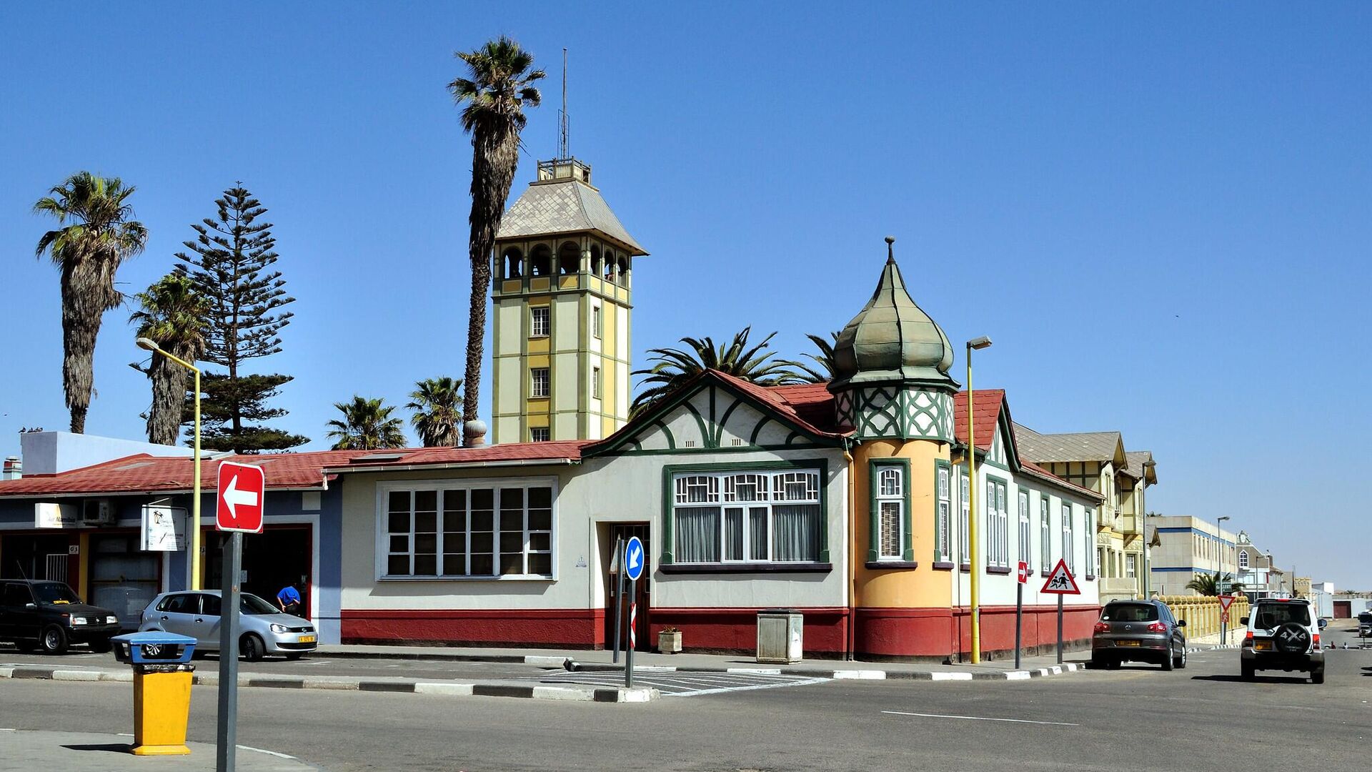 Одна из улиц города Свакопмунд в Намибии - РИА Новости, 1920, 20.12.2025