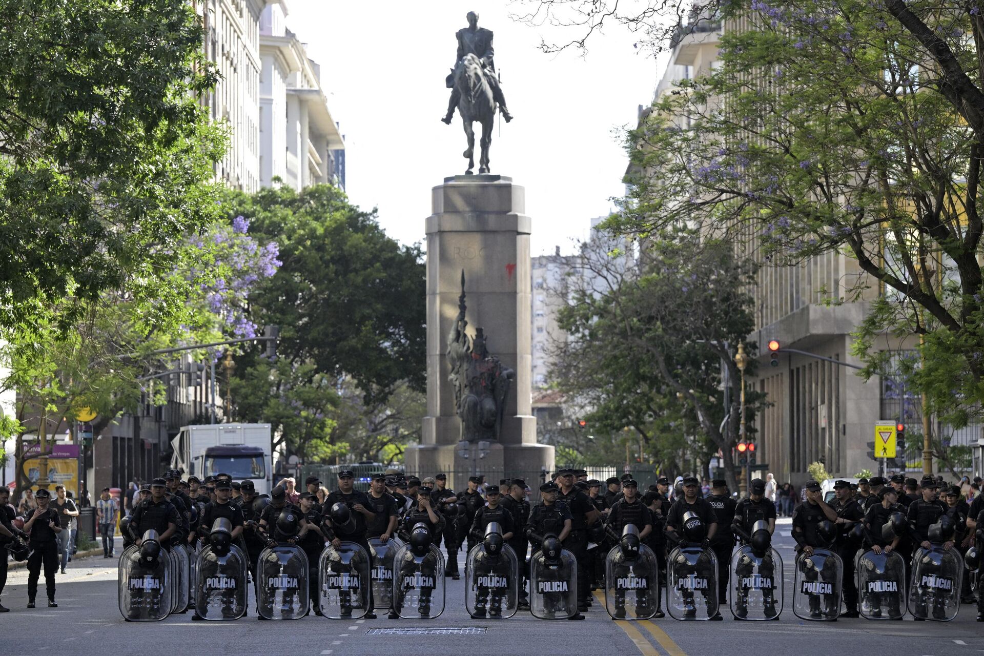Протесты против нового правительства Аргентины в Буэнос-Айресе. 20 декабря 2023
 - РИА Новости, 1920, 22.12.2023