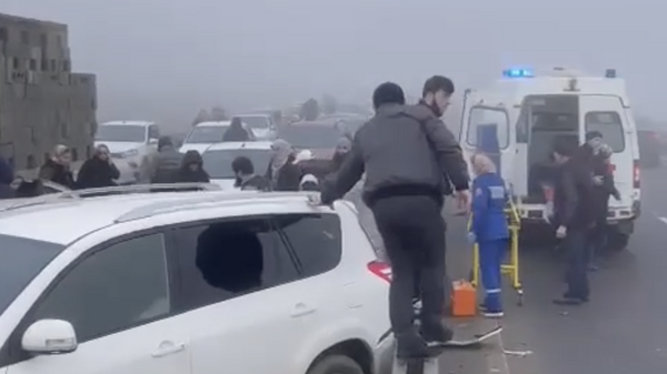 На месте ДТП с участием 16 автомобилей в Дагестане. Кадр видео очевидца