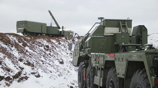 Дивизион российской зенитной ракетной системы С-400 Триумф в Крыму
