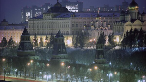 Вид на Московский Кремль с Софийской набережной