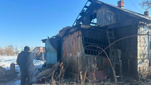 Место пожара в частном доме в Приморском крае. 24 декабря 2023