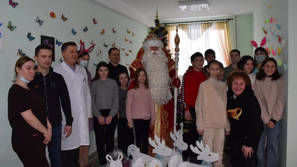 Дед Мороз из Великого Устюга поздравил детей в ЛНР