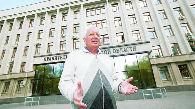 Василий Десятников