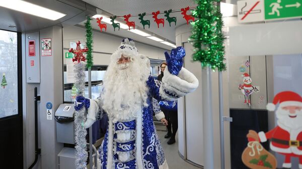 Дед Мороз в поезде Новогодний экспресс