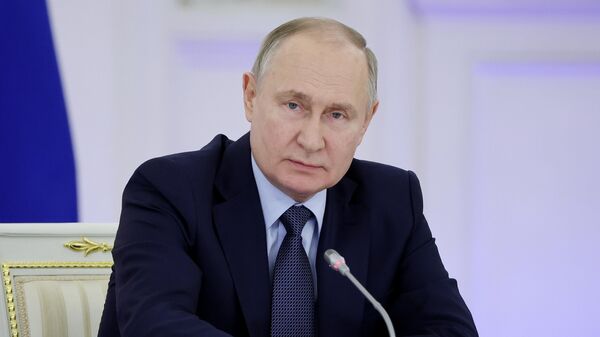 Президент РФ Владимир Путин проводит заседание Государственного Совета в Кремле, посвященное укреплению роли педагога и наставника
