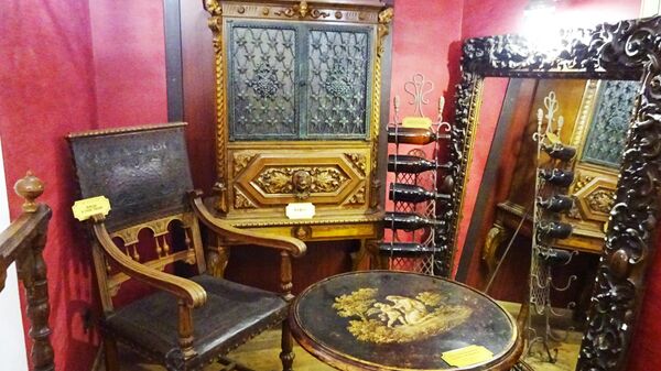Музей Старая аптека, мебель XIX века
