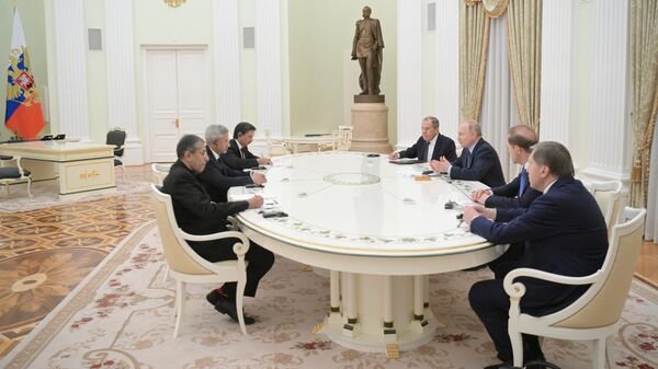 Президент РФ Владимир Путин и министр иностранных дел Индии Субраманьям Джайшанкар во время встречи в Москве. 27 декабря 2023