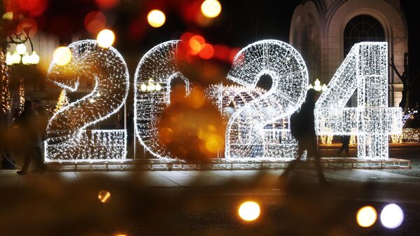Новогодняя инсталляция на площади Победы в Калининграде.