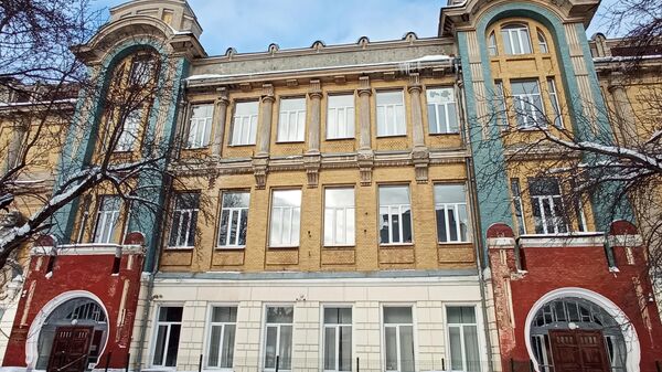 Здание Реального училища (1908 год) Здесь учился писатель Венедикт Ерофеев
