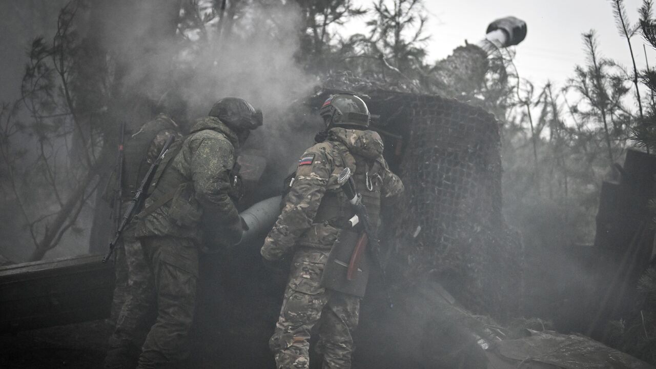 ВС РФ атаковали место сборки авиадвигателей в Запорожье, заявил Рогов -  Радио Sputnik, 15.02.2024