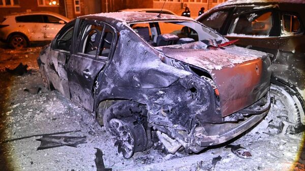 Машина, поврежденная в результате обстрела Белгорода со стороны ВСУ