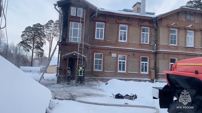 Пожар в церковном приходе в поселке Лебяжье Ленинградской области 