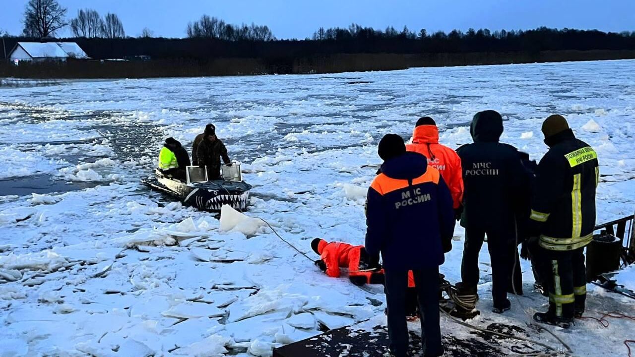 Очередь из автомобилей на границе Калининграда с Польшей увеличилась - РИА  Новости, 07.01.2024