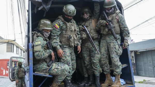Эквадорские военнослужащие