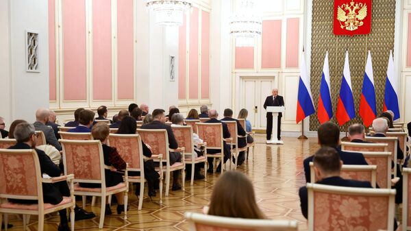 Председатель правительства РФ Михаил Мишустин выступает на церемонии вручения премий правительства в области средств массовой информации за 2023 год