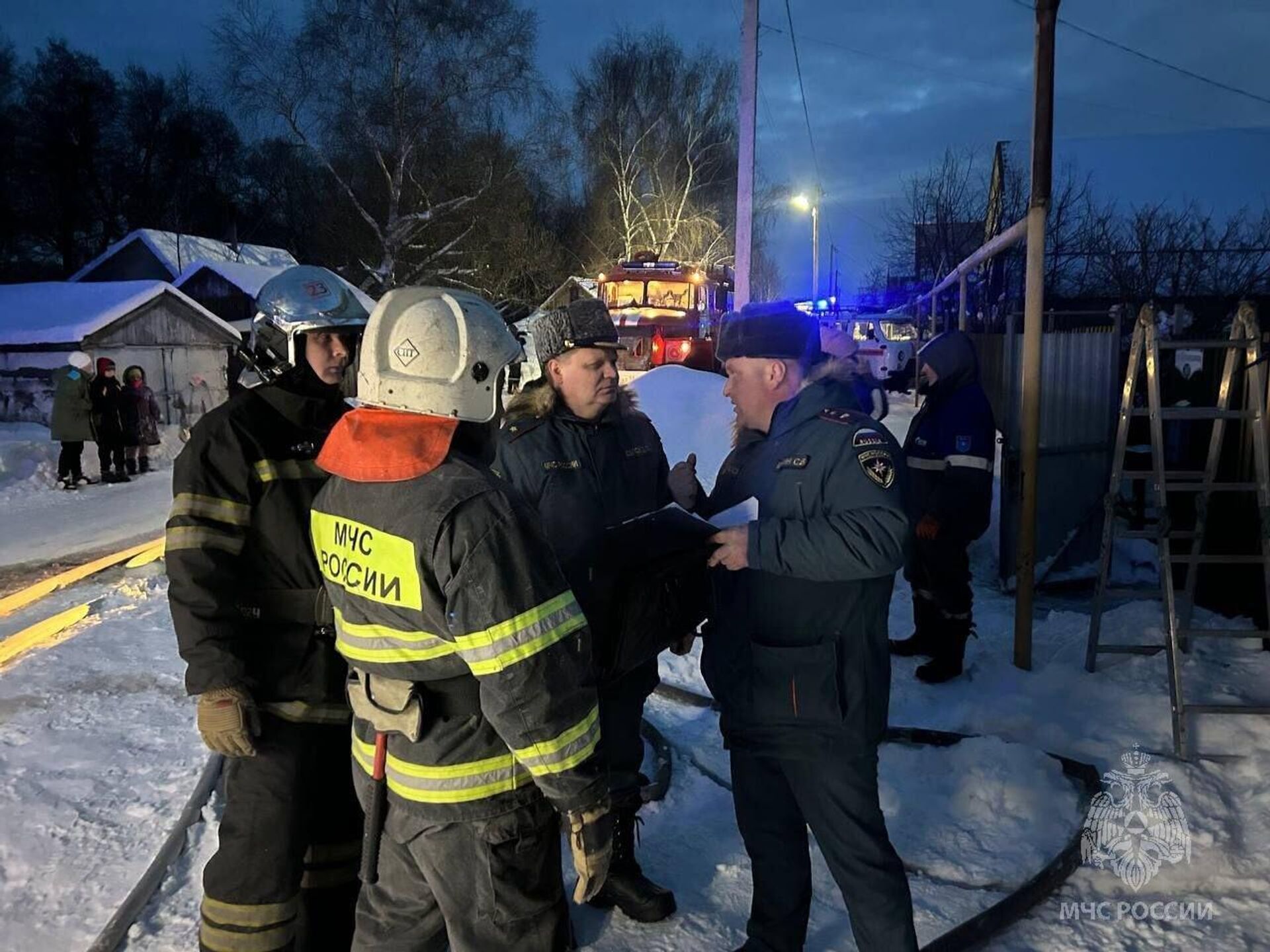 Под Пензой три человека погибли при пожаре в частном доме - РИА Новости,  14.01.2024