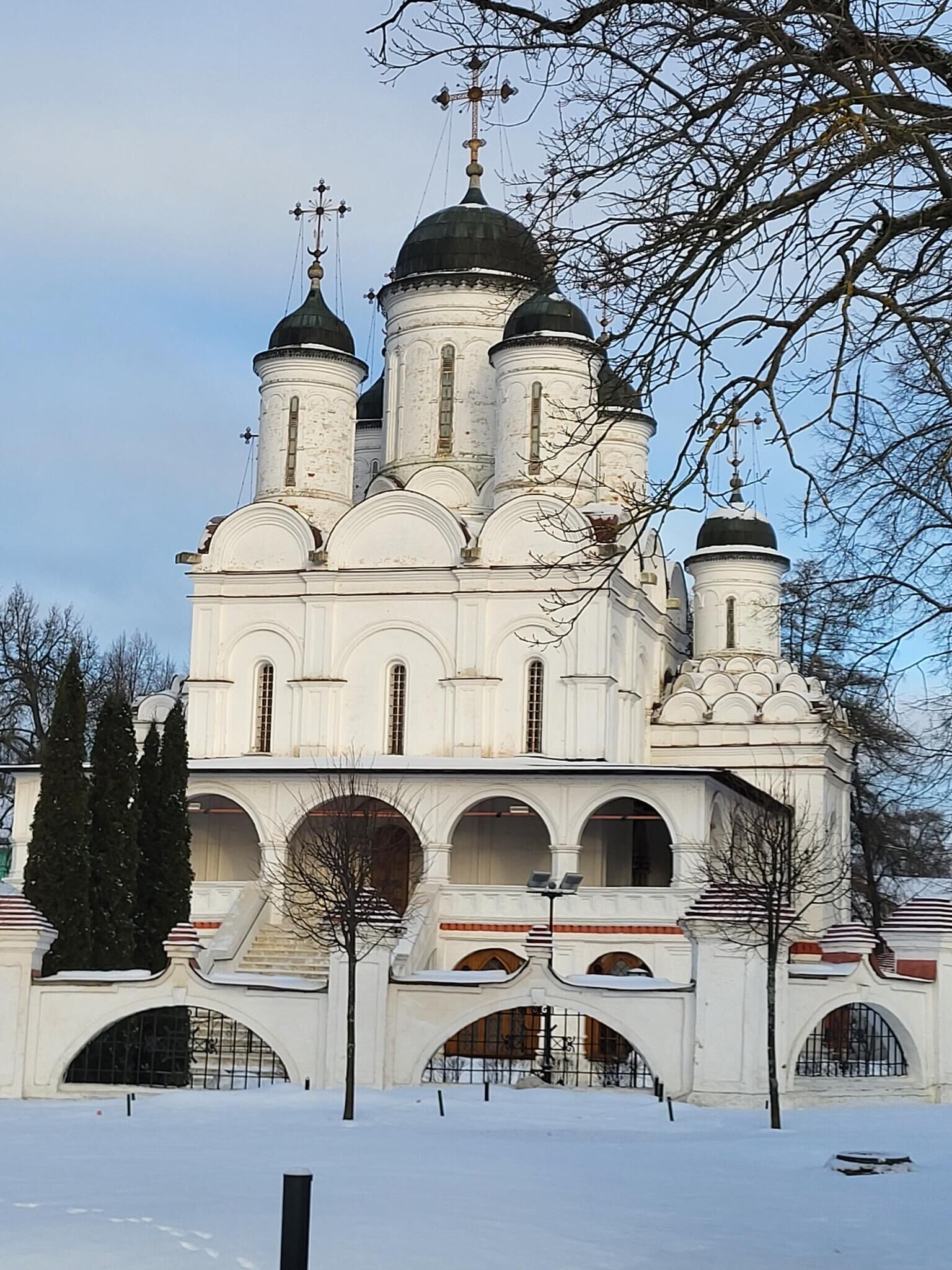 Преображенский храм в усадьбе Вяземы - РИА Новости, 1920, 15.01.2024