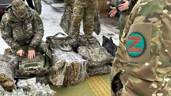 Народному ополчению Запорожской области переданы средства индивидуальной защиты: бронежилеты, шлемы, а также теплые вещи