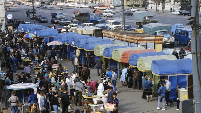 Торговые ряды на Садовом кольце