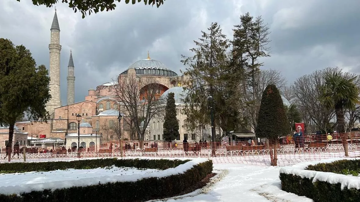 Снегопад в Стамбуле - РИА Новости, 1920, 21.02.2025