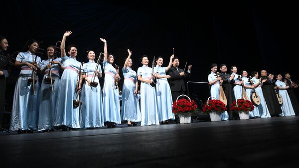 Музыканты Национального симфонического оркестра Китайского национального театра оперы и балета 