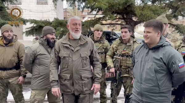 Адам Кадыров посетил чеченских бойцов в Мариуполе