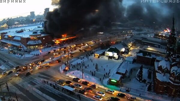 Пожар на рынке Челябинска. Кадры с камеры видеонаблюдения