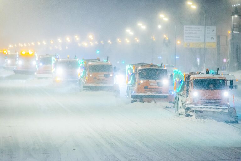 Уборка снега в Москве